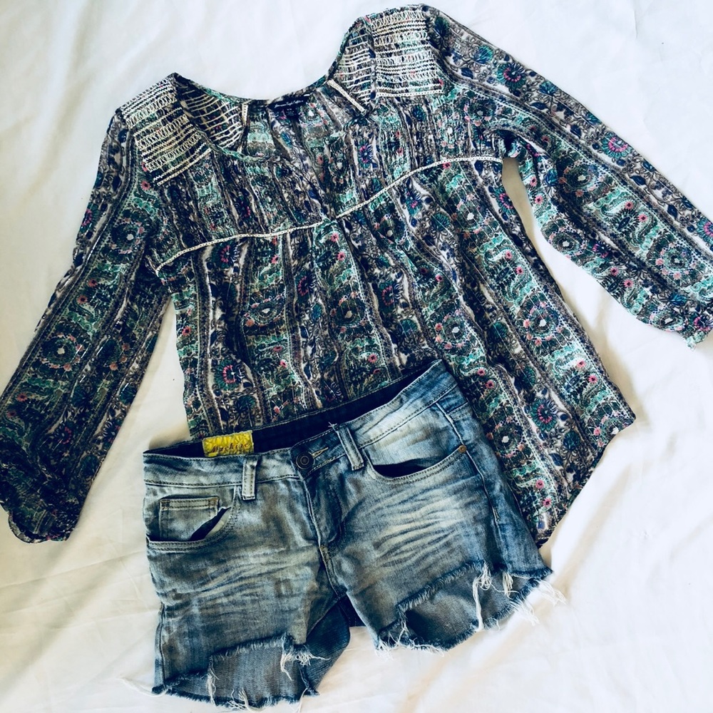🌺sheer floral top